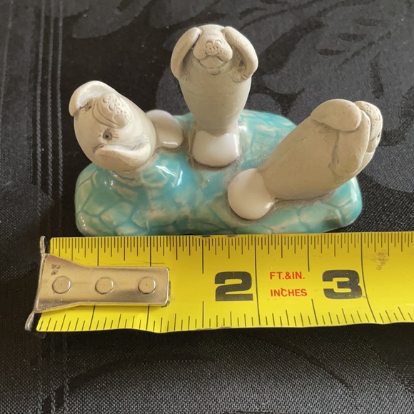 Handmade signed Hear No Evil, See N Evil, Speak No Evil ceramic walrus, sea lion - Picture 9 of 10